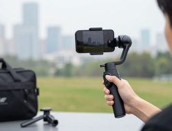 Rekomendasi Stabilizer Gimbal HP Termurah untuk Video Cinematic