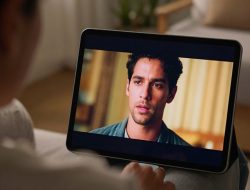 Rekomendasi Tablet Layar Lebar Untuk Menonton Streaming Film Dengan Kualitas Gambar Maksimal